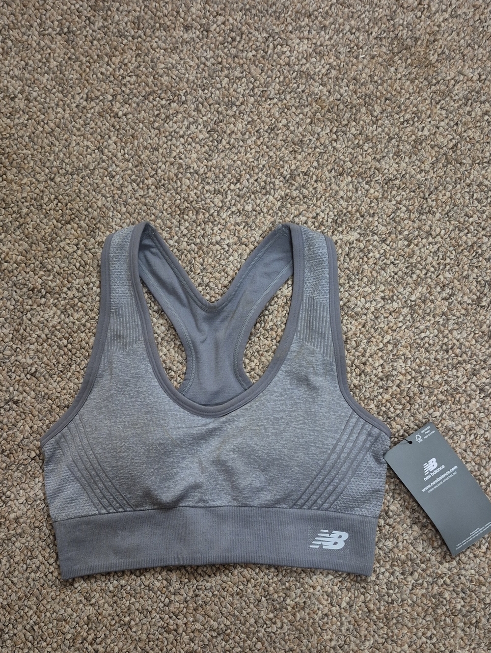 New Balance Gray Seamless Racerback Sports Bra Fully Padded Size Small NWT